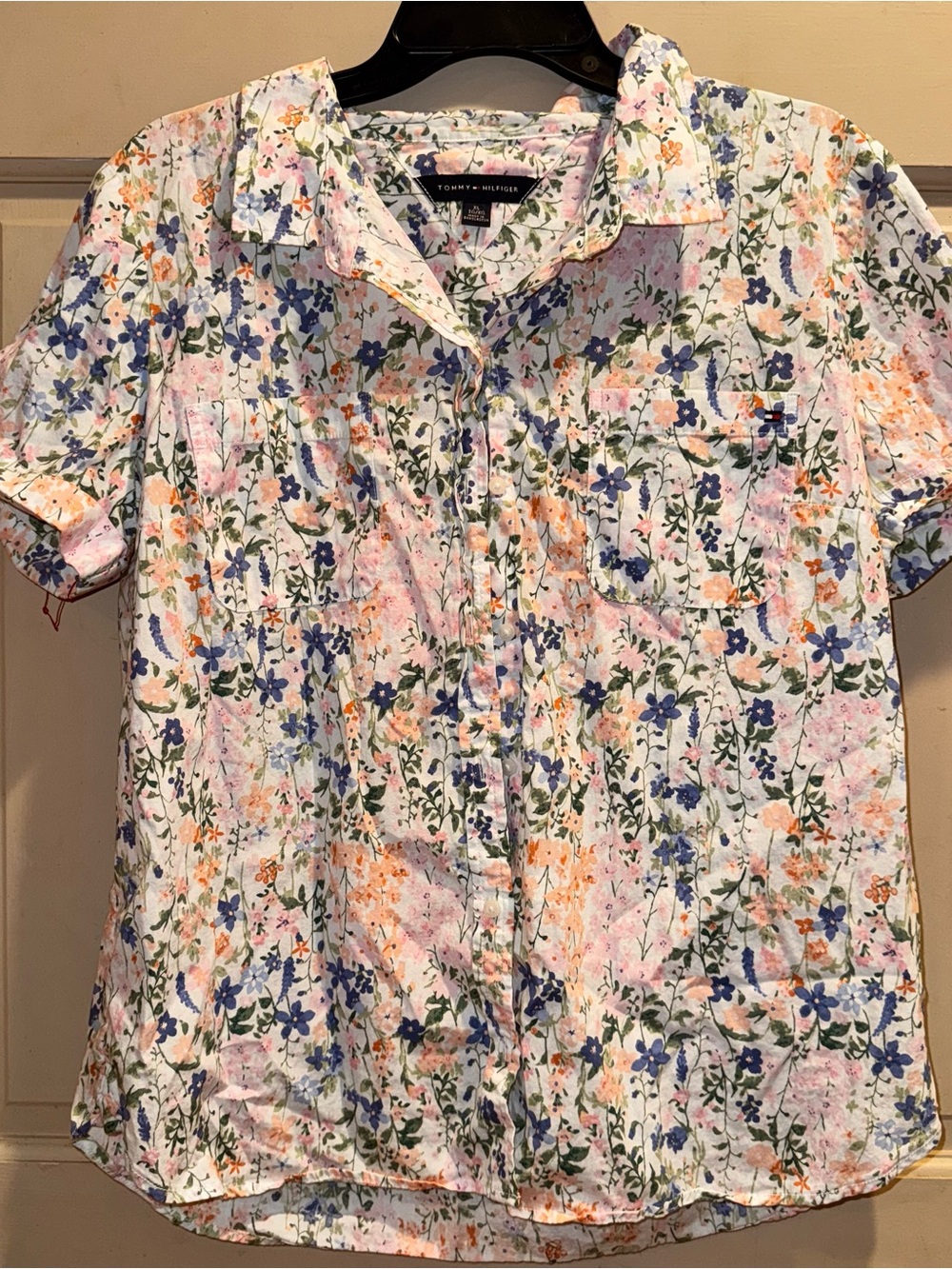 Tommy Hilfiger Women's Floral Button-Up Top